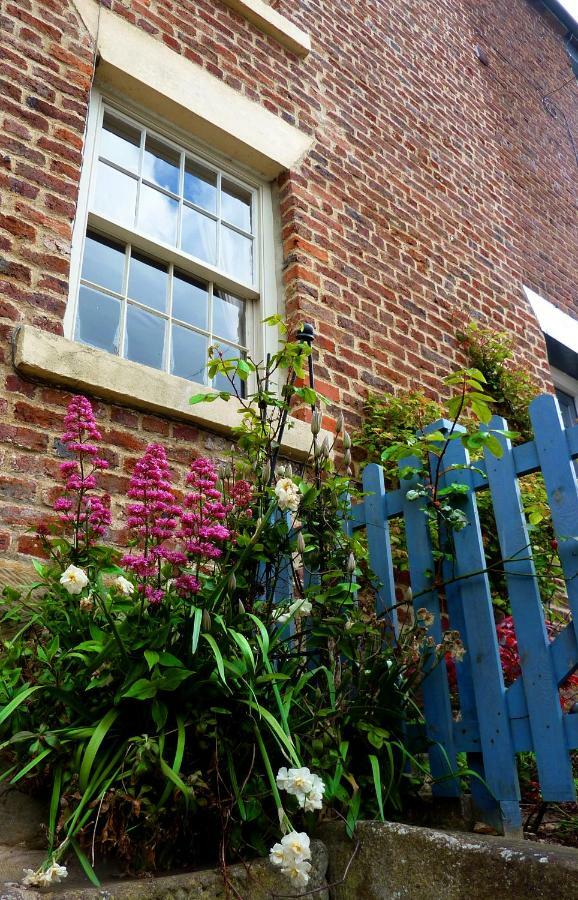 Aldersyde Bed & Breakfast Robin Hood's Bay Extérieur photo